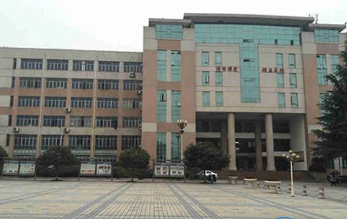 成都成医一附院护士学校招生办电话多少