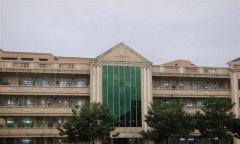 南充市高坪中学