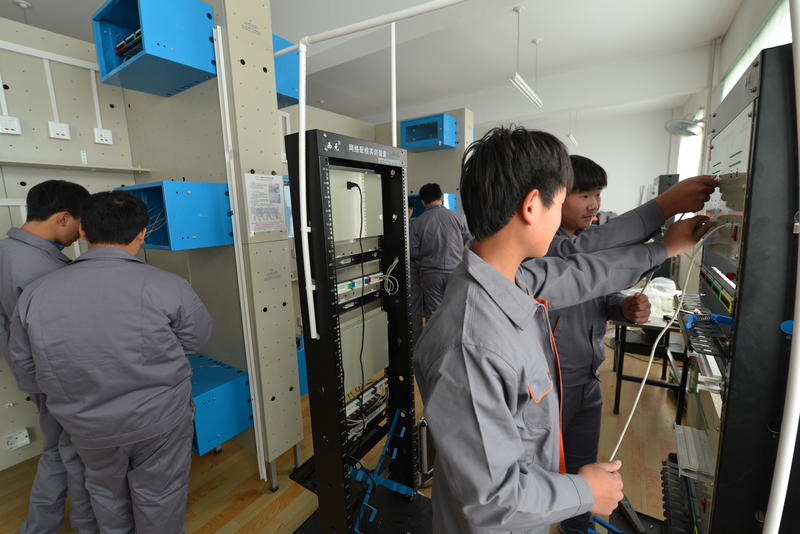 天津市宝坻区职业教育与成人教育中心,天津市职业教育与成人教育中心,职业教育与成人教育中心